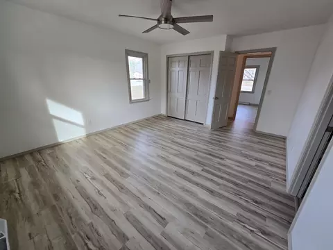Bedroom - 4321 S Ridgecrest Dr, Springfield, MO 65810 photo 2 of 5