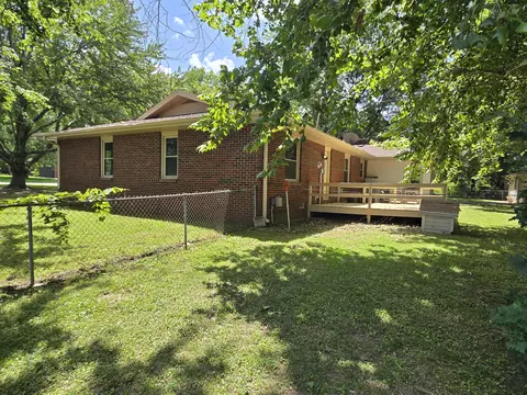 Exterior - 4321 S Ridgecrest Dr, Springfield, MO 65810 photo 5 of 17