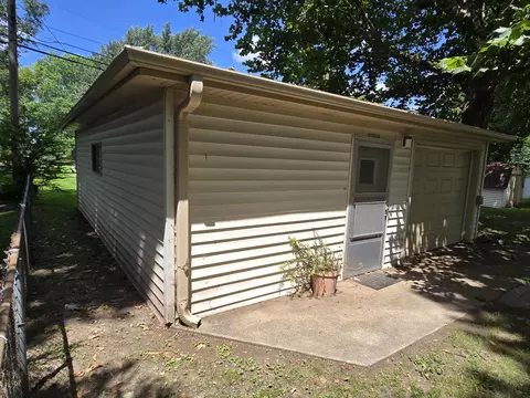 Other - 4321 S Ridgecrest Dr, Springfield, MO 65810 photo 2 of 22