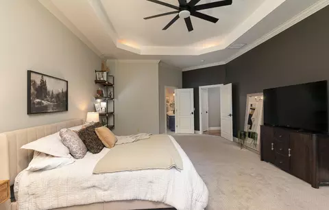 Bedroom - 5105 S Nettleton Ave, Springfield, MO 65810 photo 2 of 6