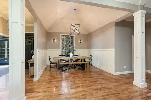 Dining - 5105 S Nettleton Ave, Springfield, MO 65810 photo 1 of 3