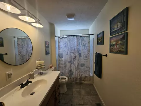 Bath - 8441 County Road E 14-302 A, Ava, MO 65608 photo 3 of 3