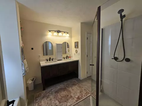 Bath - 8441 County Road E 14-302 A, Ava, MO 65608 photo 1 of 3