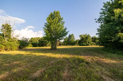 60 E Church St, Aurora, MO 65605 photo 29