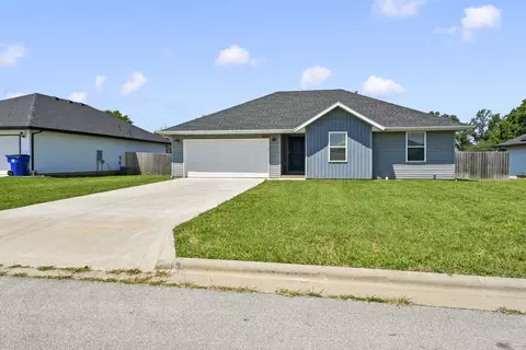 Exterior - 547 Hudson Ave, Republic, MO 65738 photo 2 of 7