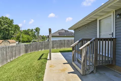 Exterior - 547 Hudson Ave, Republic, MO 65738 photo 6 of 7
