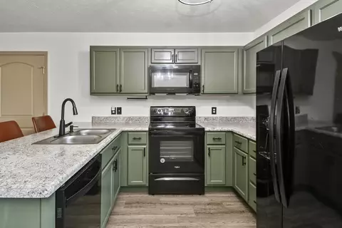 Kitchen - 547 Hudson Ave, Republic, MO 65738 photo 2 of 5