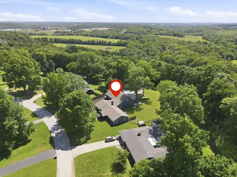 View/Area - 6308 S Glenridge Dr, Springfield, MO 65804 photo 1 of 3