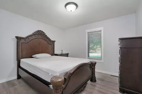 Bedroom - 1037 W Lindberg St, Springfield, MO 65807 photo 3 of 3
