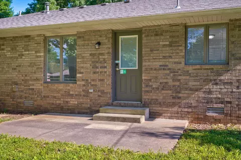 Exterior - 1037 W Lindberg St, Springfield, MO 65807 photo 3 of 11