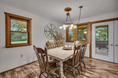Dining - 804 County Road E 14-357, Dora, MO 65637 photo 1 of 1