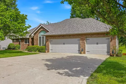 475 Mockingbird Rdg, Rogersville, MO 65742