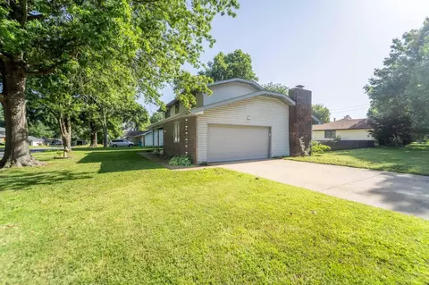 Exterior - 5486 S Clay Ave, Springfield, MO 65810 photo 4 of 7