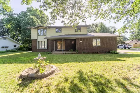 Exterior - 5486 S Clay Ave, Springfield, MO 65810 photo 2 of 7