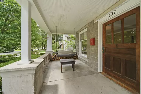 Exterior - 637 S Weller Ave, Springfield, MO 65802 photo 9 of 10