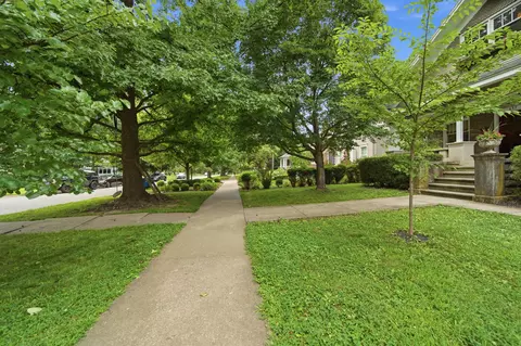Exterior - 637 S Weller Ave, Springfield, MO 65802 photo 10 of 10