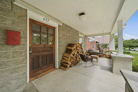Exterior - 637 S Weller Ave, Springfield, MO 65802 photo 7 of 10