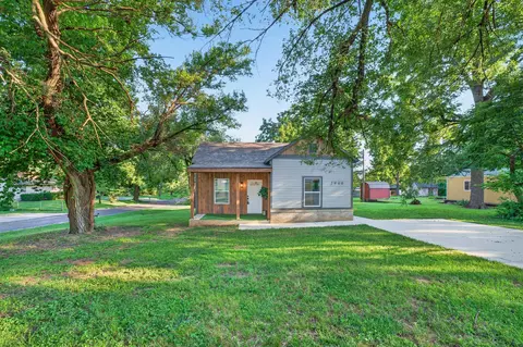 Other - 2900 W Lombard St, Springfield, MO 65802 photo 1 of 7