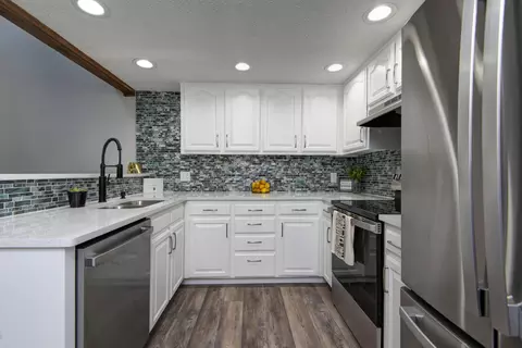 Kitchen - 3440 S Delaware Ave #118, Springfield, MO 65804 photo 1 of 3