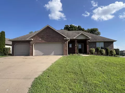 501 Falcon Hts, Rogersville, MO 65742