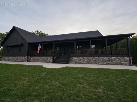 Exterior - 71 Castlegate Dr, Seymour, MO 65746 photo 3 of 8
