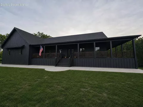 Exterior - 71 Castlegate Dr, Seymour, MO 65746 photo 2 of 8