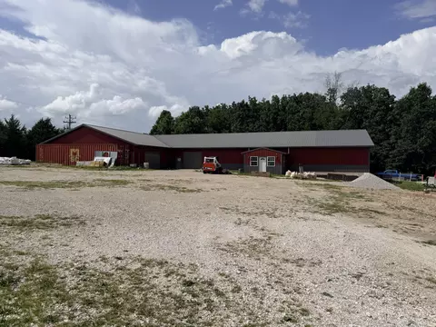 Exterior - 71 Castlegate Dr, Seymour, MO 65746 photo 7 of 8