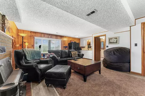 Living - 25691 Hillcrest Dr, Shell Knob, MO 65747 photo 3 of 3