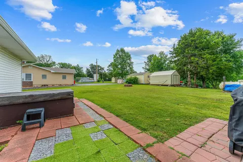 Exterior - 25691 Hillcrest Dr, Shell Knob, MO 65747 photo 6 of 10