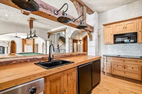 Kitchen - 6108 S Bluff Ridge Rd, Ozark, MO 65721 photo 11 of 11
