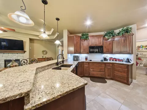 Kitchen - 599 Penzance Dr, Nixa, MO 65714 photo 2 of 4
