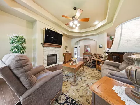 Living - 599 Penzance Dr, Nixa, MO 65714 photo 3 of 5