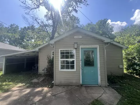 1321 N Clifton Ave, Springfield, MO 65802 photo 2