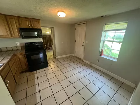 1321 N Clifton Ave, Springfield, MO 65802 photo 18