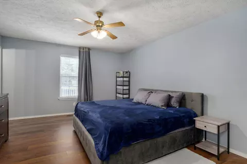 Bedroom - 405 Lynn Dr, Clever, MO 65631 photo 1 of 4