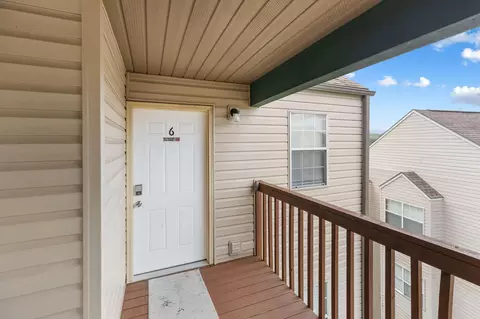 Exterior - 39 Lantern Bay Ln # 6, Branson, MO 65616 photo 1 of 3