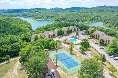 View/Area - 39 Lantern Bay Ln # 6, Branson, MO 65616 photo 4 of 7