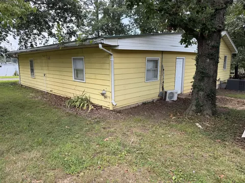 Exterior - 917 S Elm St, Mountain View, MO 65548 photo 8 of 8
