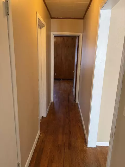 Entry Way - 917 S Elm St, Mountain View, MO 65548 photo 4 of 4