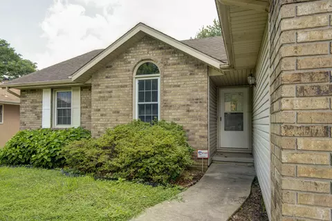 1428 W Whiteside St, Springfield, MO 65807 photo 2