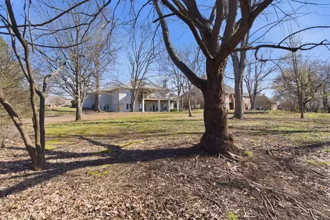Exterior - 3770 E Turtle Hatch Rd, Springfield, MO 65809 photo 21 of 21