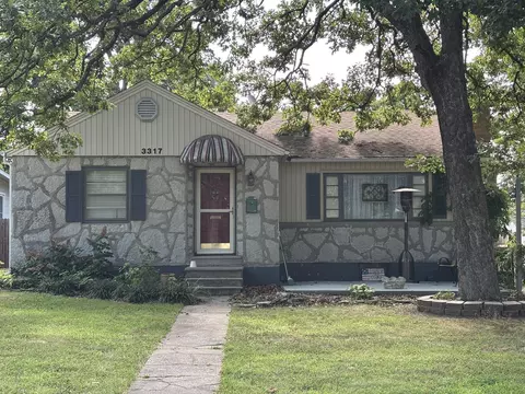 3317 Oak Ridge Dr, Joplin, MO 64804