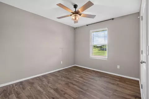 Bedroom - 505 S Forest Ln, Republic, MO 65738 photo 4 of 4