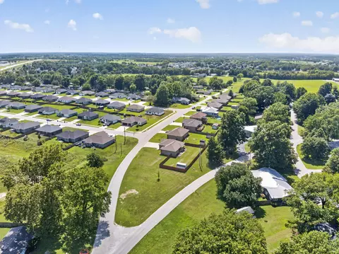 View/Area - 505 S Forest Ln, Republic, MO 65738 photo 2 of 5