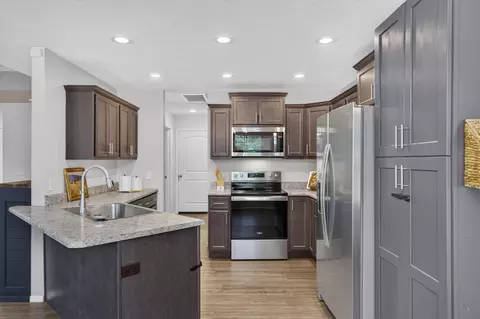 Kitchen - 505 S Forest Ln, Republic, MO 65738 photo 3 of 5