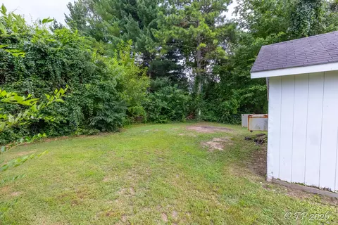 Exterior - 309 S Marr St, Mountain View, MO 65548 photo 7 of 9