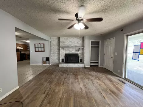 Living - 1949 S Broadway Ave, Springfield, MO 65807 photo 1 of 3