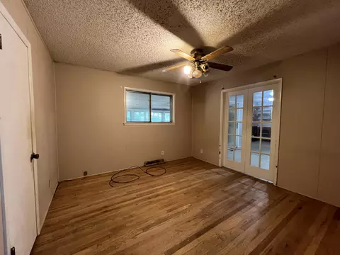 Other - 1949 S Broadway Ave, Springfield, MO 65807 photo 2 of 4