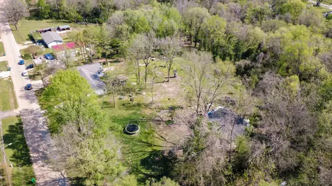 View/Area - 2512 N Benton Ave, Springfield, MO 65803 photo 2 of 5