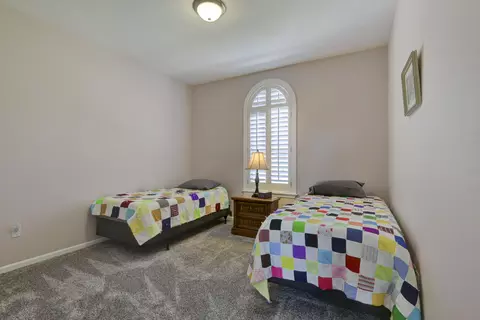 Bedroom - 880 Black Forest Ln, Branson West, MO 65737 photo 5 of 6
